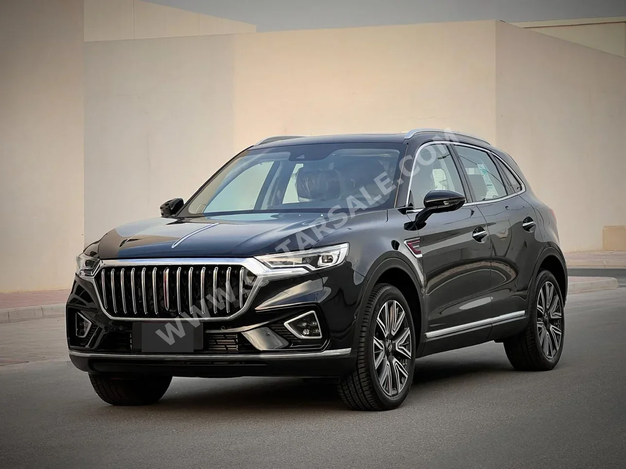 Hongqi  HS5  2024  Automatic  0 Km  4 Cylinder  Four Wheel Drive (4WD)  SUV  Black  With Warranty