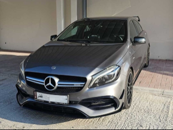 Mercedes-Benz  A-Class  45 AMG  2018  Automatic  130,000 Km  4 Cylinder  All Wheel Drive (AWD)  Hatchback  Silver