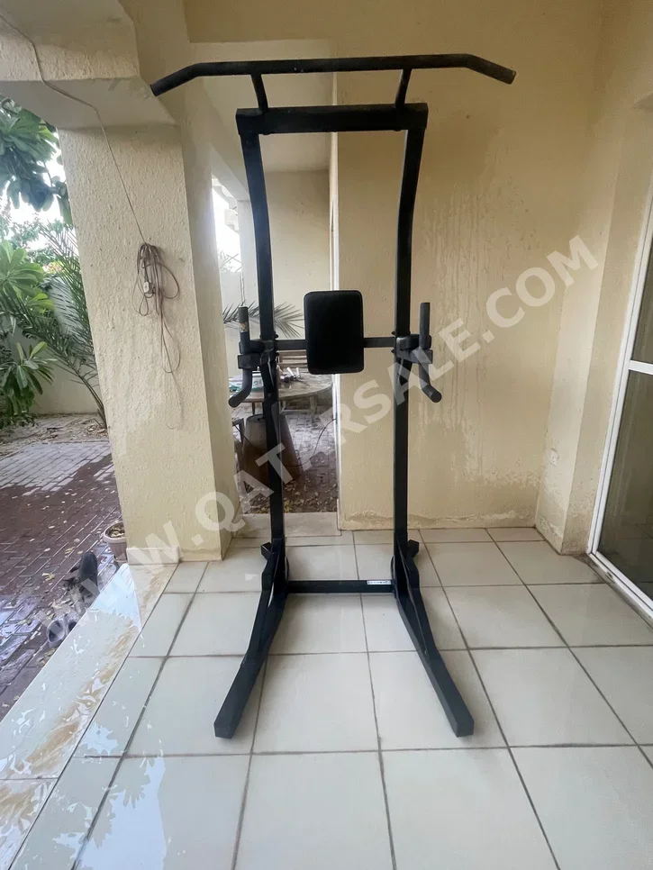 Gym Equipment Machines - Pull-Up Bars  - Black