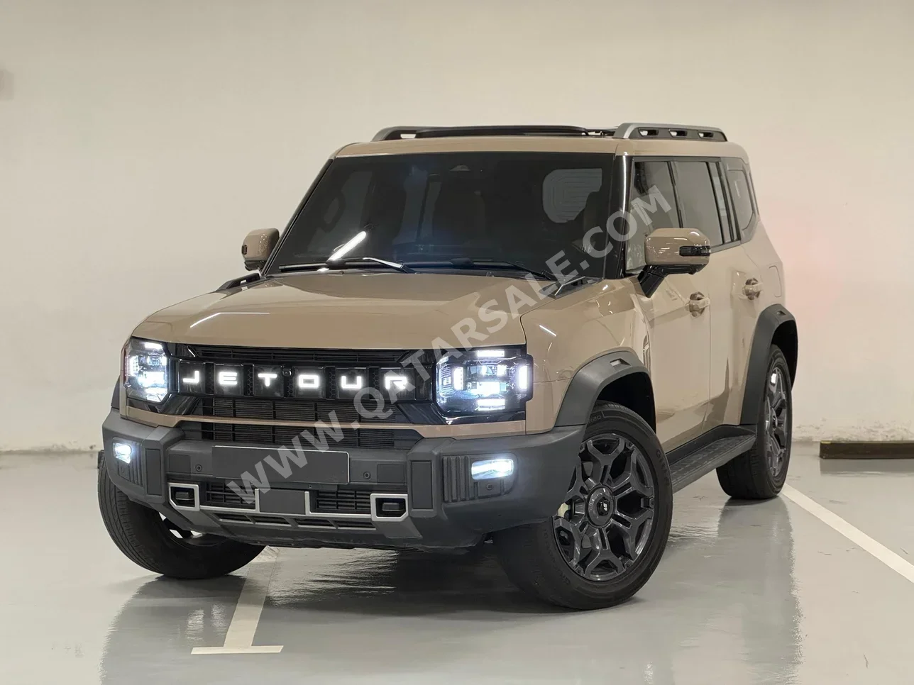 Jetour  T2  2024  Automatic  39,000 Km  4 Cylinder  Four Wheel Drive (4WD)  SUV  Beige  With Warranty
