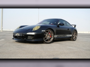 بورش  911  كاريرا  2009  اوتوماتيك  160,000 كم  6 سلندر  دفع خلفي  كوبيه \ سبورت  أسود
