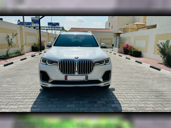 بي ام دبليو  الفئة - اكس  اكس7 40 اي  2022  اوتوماتيك  69,000 كم  6 سلندر  دفع كلي مستمر  اس يو في  أبيض  تحت الضمان