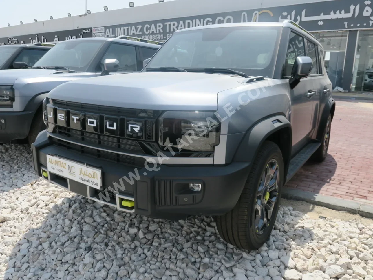 Jetour  T2  Luxury  2025  Automatic  0 Km  4 Cylinder  Four Wheel Drive (4WD)  SUV  Gray  With Warranty