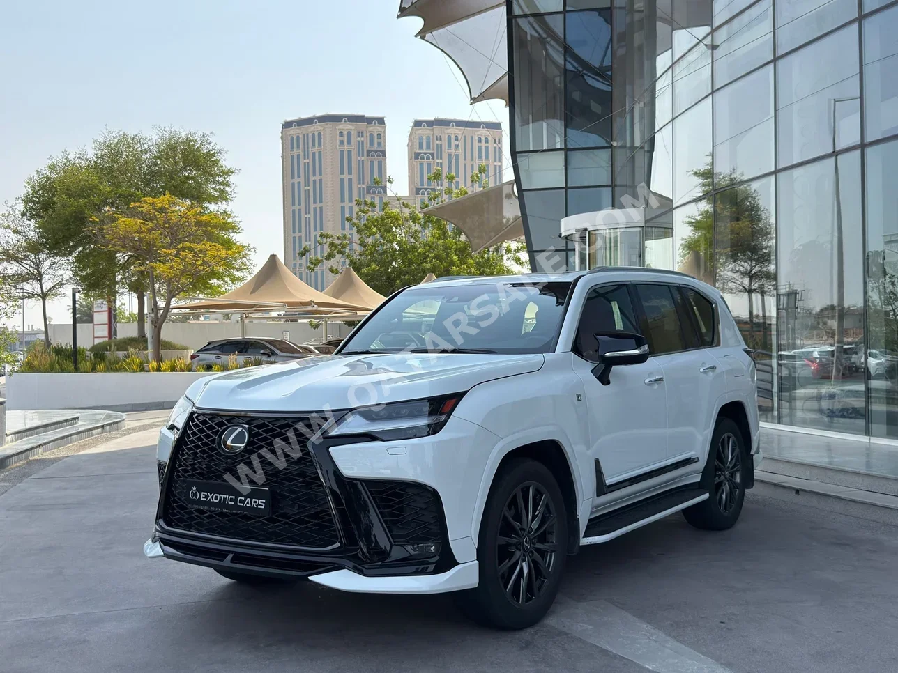 Lexus  LX  600 F Sport  2024  Automatic  42,000 Km  6 Cylinder  Four Wheel Drive (4WD)  SUV  White  With Warranty