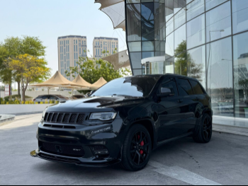 Jeep  Grand Cherokee  SRT  2015  Automatic  135,000 Km  8 Cylinder  Four Wheel Drive (4WD)  SUV  Black  With Warranty