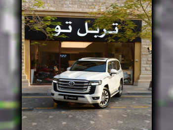 Toyota  Land Cruiser  GXR Twin Turbo  2022  Automatic  90,740 Km  6 Cylinder  Four Wheel Drive (4WD)  SUV  White  With Warranty
