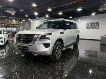 Nissan  Patrol  XE  2020  Automatic  152,000 Km  6 Cylinder  Four Wheel Drive (4WD)  SUV  Silver