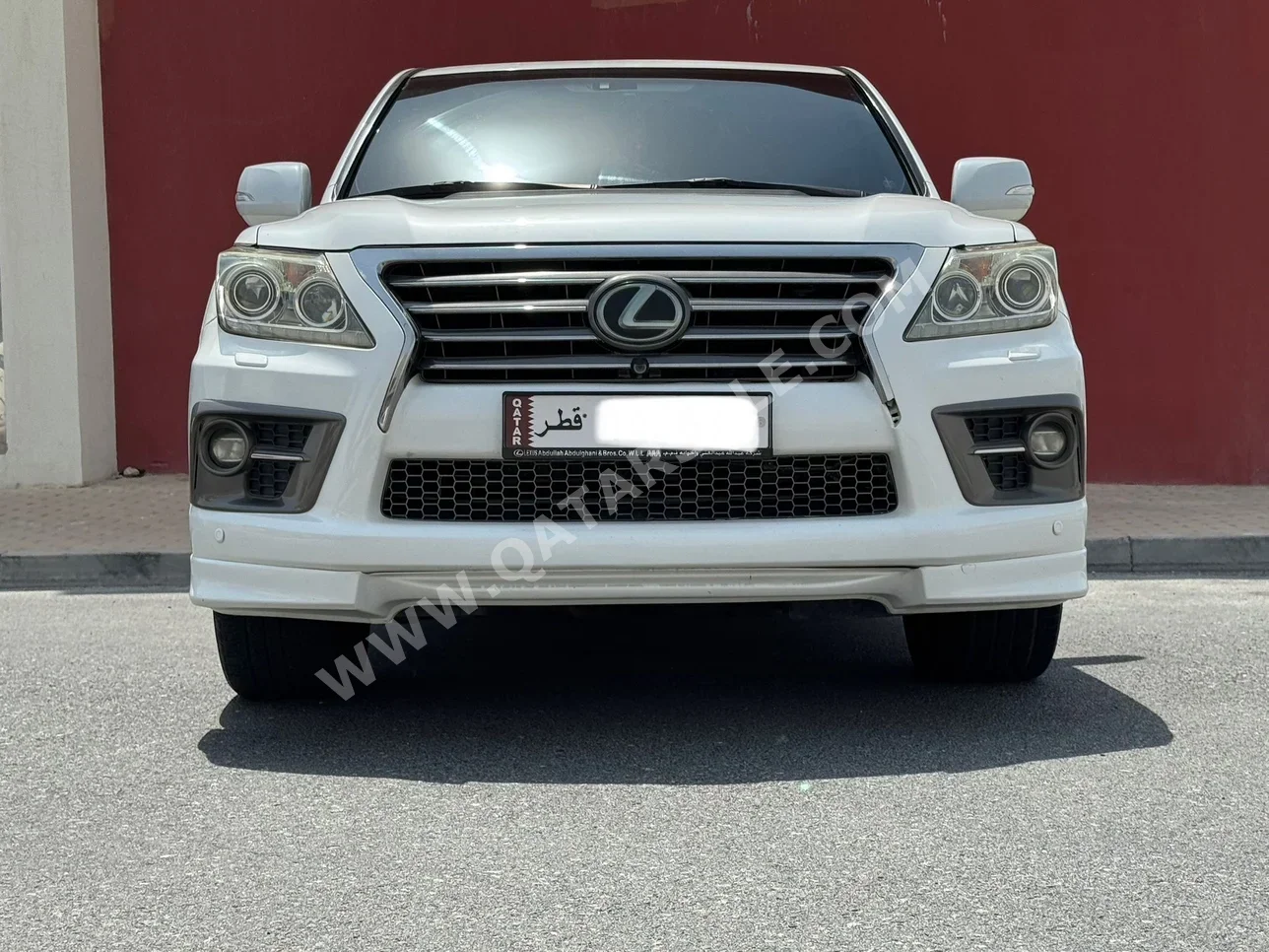 لكزس  ال اكس  570  2015  اوتوماتيك  239,000 كم  8 سلندر  دفع رباعي  اس يو في  أبيض