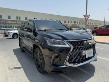 Lexus  LX  570 S Black Edition  2019  Automatic  171,000 Km  8 Cylinder  Four Wheel Drive (4WD)  SUV  Black