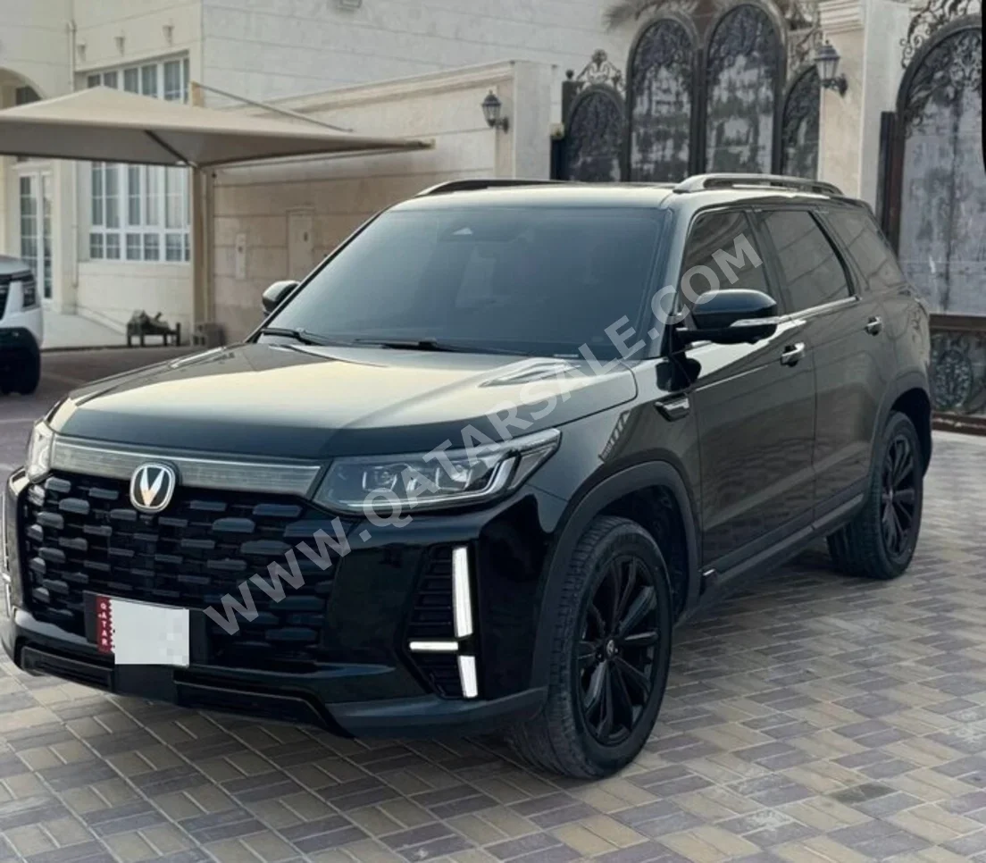 تشانجان  سي اس  95  2024  اوتوماتيك  30,000 كم  4 سلندر  دفع رباعي  اس يو في  أسود  تحت الضمان