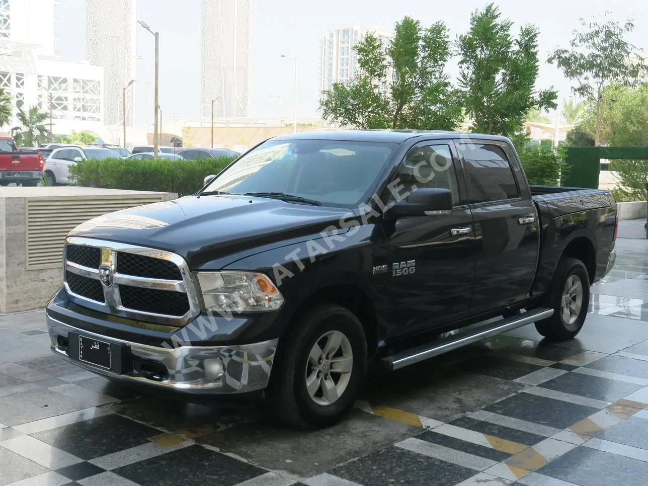 Dodge  Ram  SLT  2017  Automatic  118,000 Km  8 Cylinder  Four Wheel Drive (4WD)  Pick Up  Black