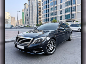 Mercedes-Benz  S-Class  400  2014  Automatic  169,000 Km  6 Cylinder  Rear Wheel Drive (RWD)  Sedan  Black