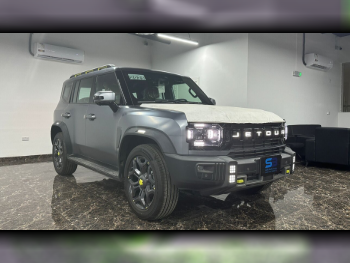 Jetour  T2  Luxury Plus  2025  Automatic  0 Km  4 Cylinder  Four Wheel Drive (4WD)  SUV  Gray Matte  With Warranty