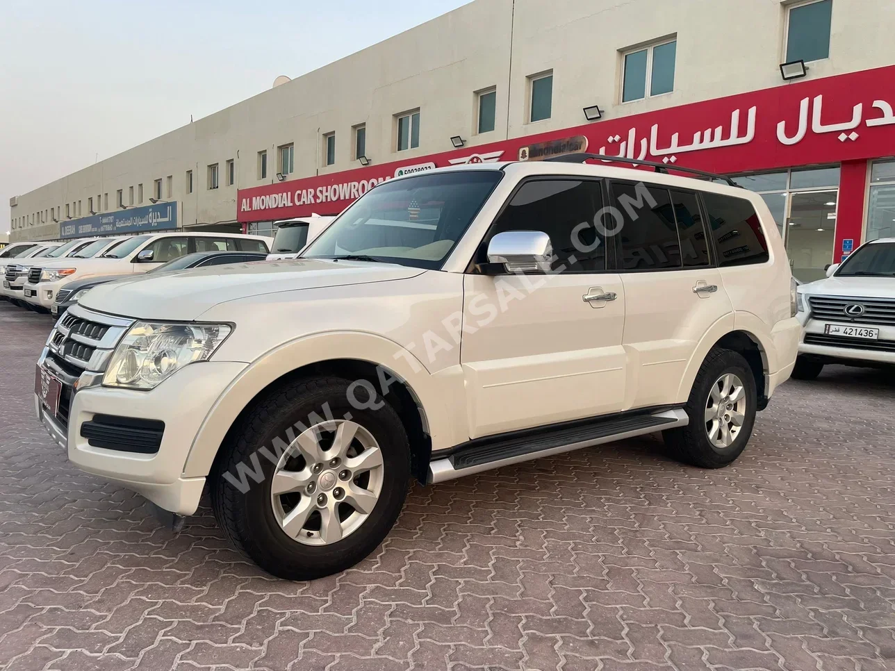 Mitsubishi  Pajero  GLS  2017  Automatic  153,000 Km  6 Cylinder  Four Wheel Drive (4WD)  SUV  White