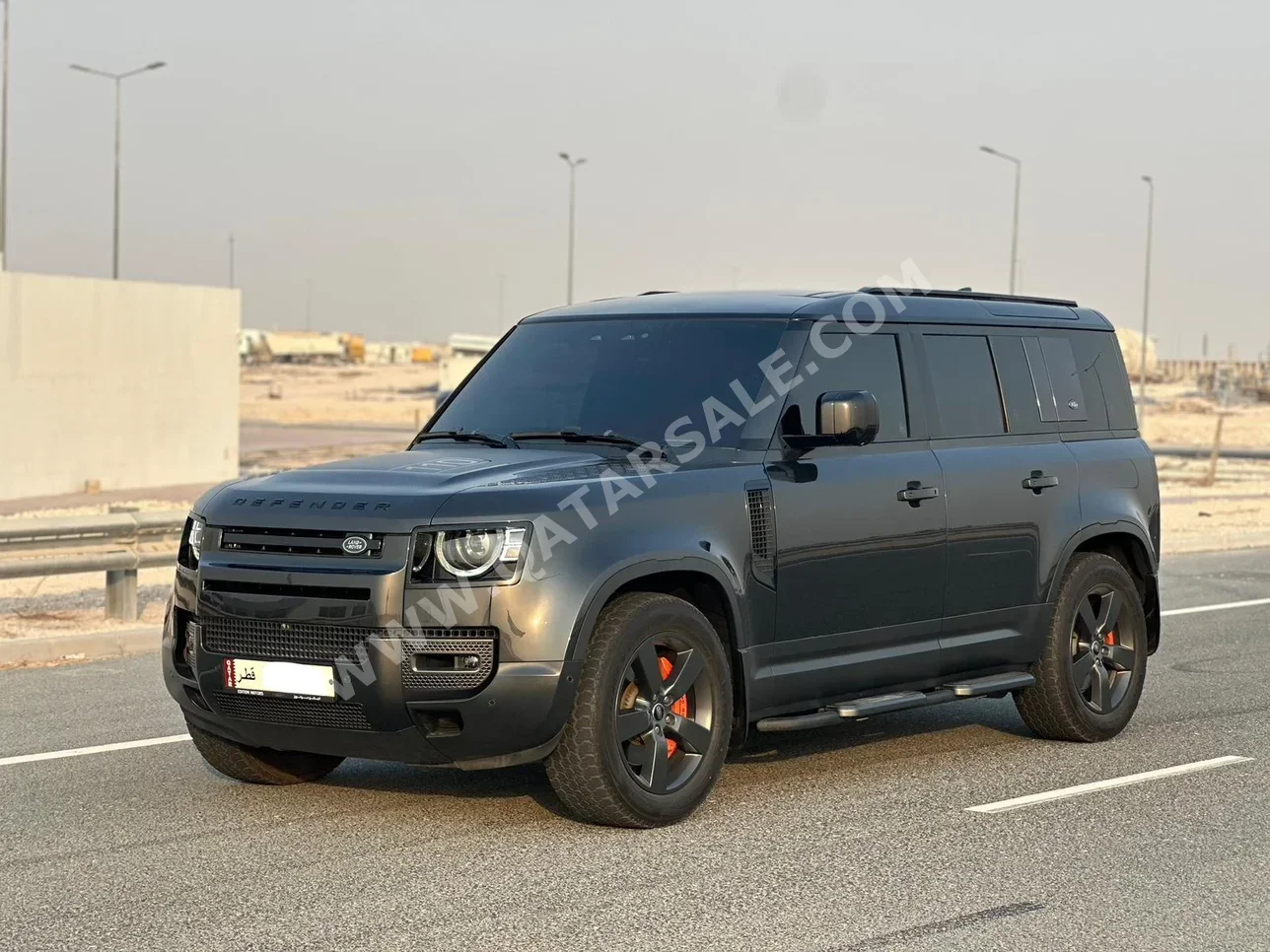 Land Rover  Defender  110 HSE  2023  Automatic  46,000 Km  6 Cylinder  Four Wheel Drive (4WD)  SUV  Black  With Warranty