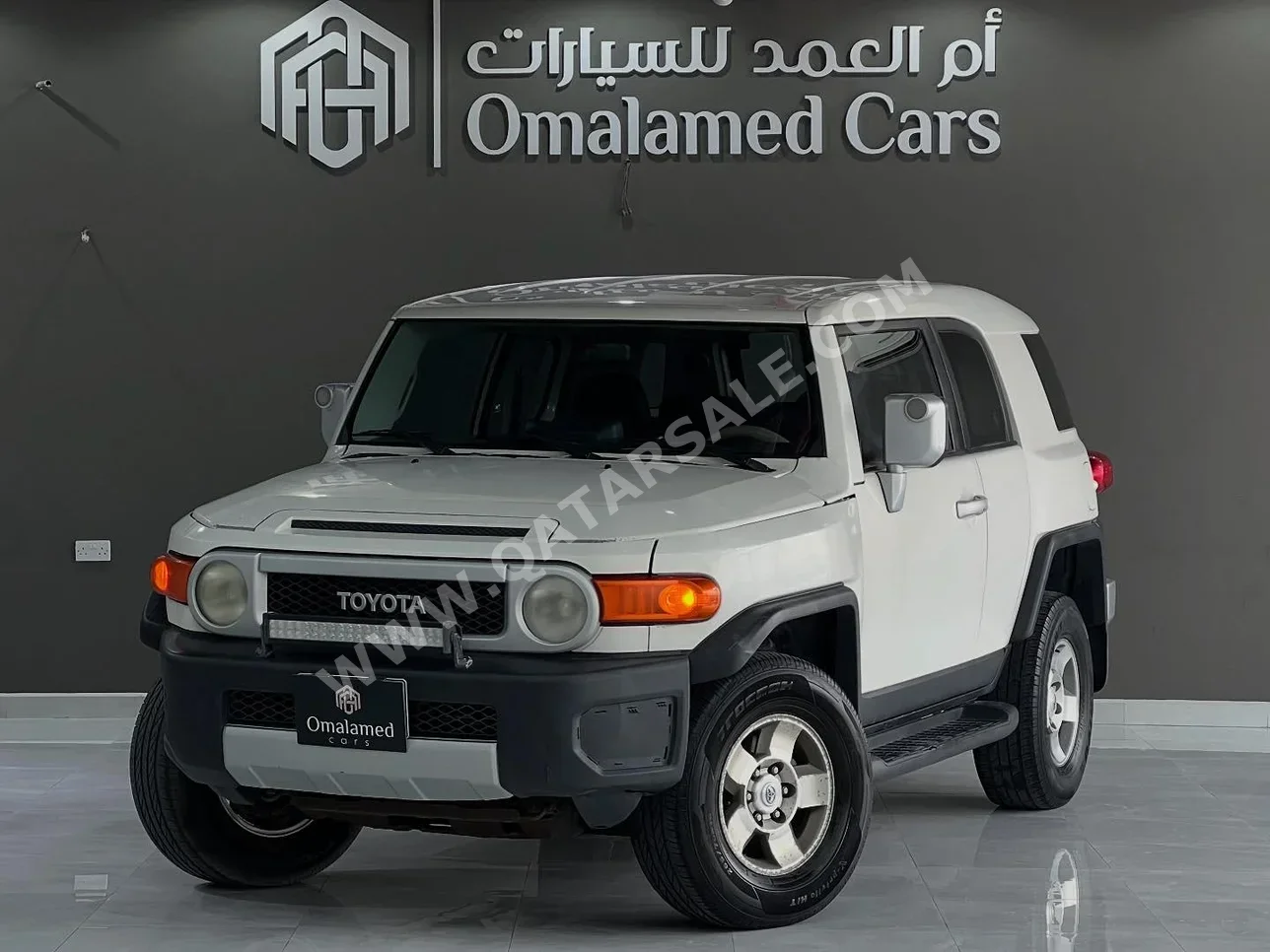 تويوتا  إف جي كروزر  2010  اوتوماتيك  395,000 كم  6 سلندر  دفع رباعي  اس يو في  أبيض