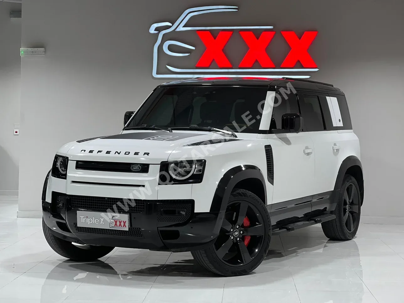 Land Rover  Defender  110 S  2023  Automatic  52,000 Km  6 Cylinder  Four Wheel Drive (4WD)  SUV  White  With Warranty
