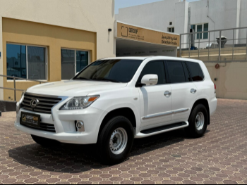 لكزس  ال اكس  570  2011  اوتوماتيك  510,000 كم  8 سلندر  دفع رباعي  اس يو في  أبيض