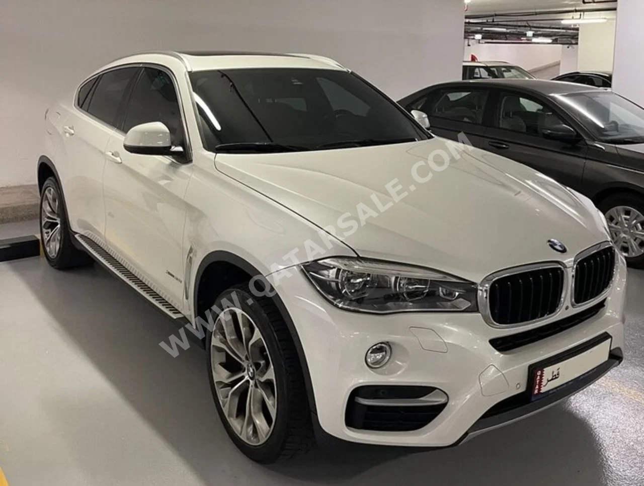 BMW  X-Series  X6  2018  Automatic  95,000 Km  6 Cylinder  Four Wheel Drive (4WD)  SUV  White