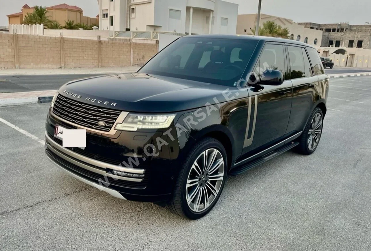 Land Rover  Range Rover  Vogue HSE  2024  Automatic  12,500 Km  6 Cylinder  Four Wheel Drive (4WD)  SUV  Black  With Warranty