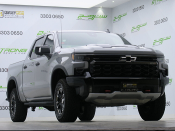 Chevrolet  Silverado  ZR 2  2024  Automatic  41,000 Km  8 Cylinder  Four Wheel Drive (4WD)  Pick Up  Silver  With Warranty