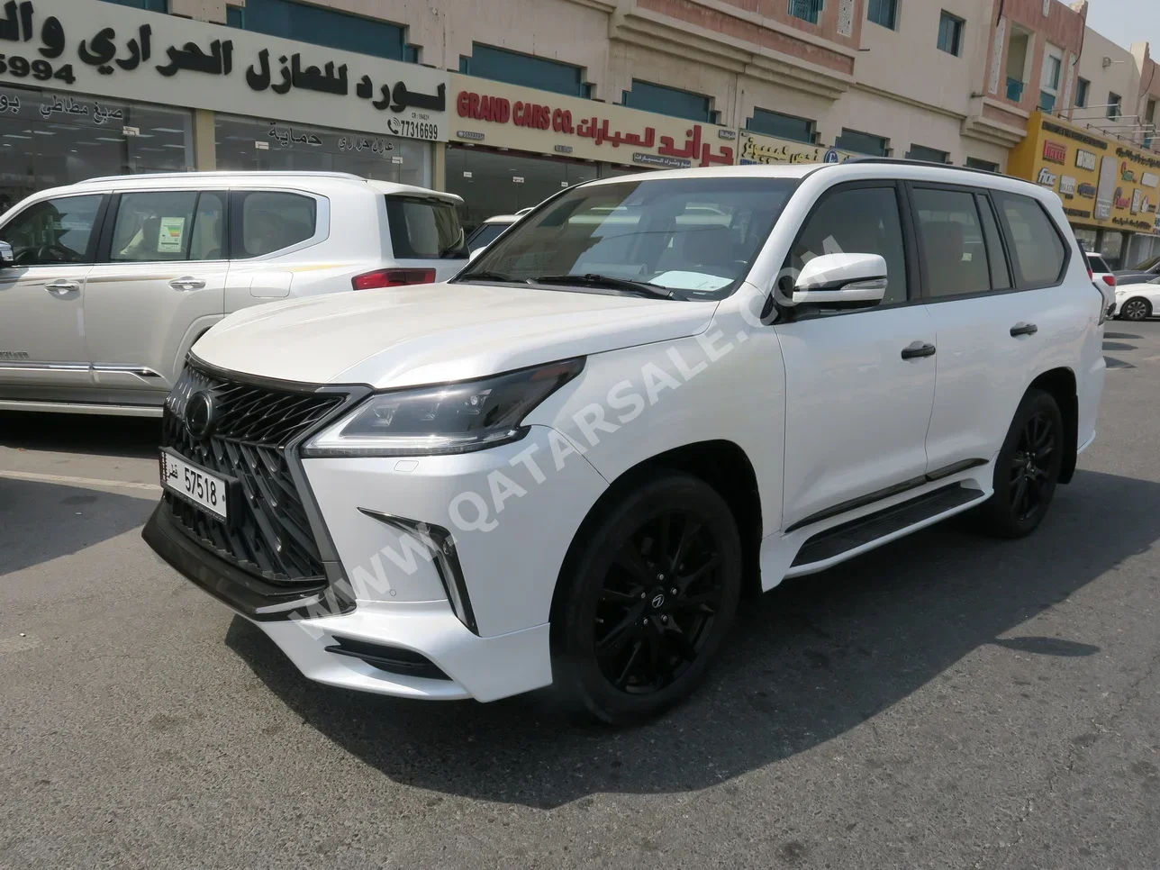 لكزس  ال اكس  570 اس بلاك ايديشن  2019  اوتوماتيك  155,000 كم  8 سلندر  دفع رباعي  اس يو في  أبيض