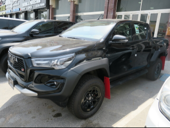 Toyota  Hilux  GR Sport  2025  Automatic  0 Km  6 Cylinder  Four Wheel Drive (4WD)  Pick Up  Black  With Warranty