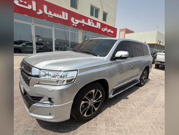Toyota  Land Cruiser  VXR  2021  Automatic  159,000 Km  8 Cylinder  Four Wheel Drive (4WD)  SUV  Silver