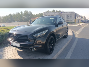 Infiniti  QX  70S  2016  Automatic  155,000 Km  6 Cylinder  Four Wheel Drive (4WD)  SUV  Black