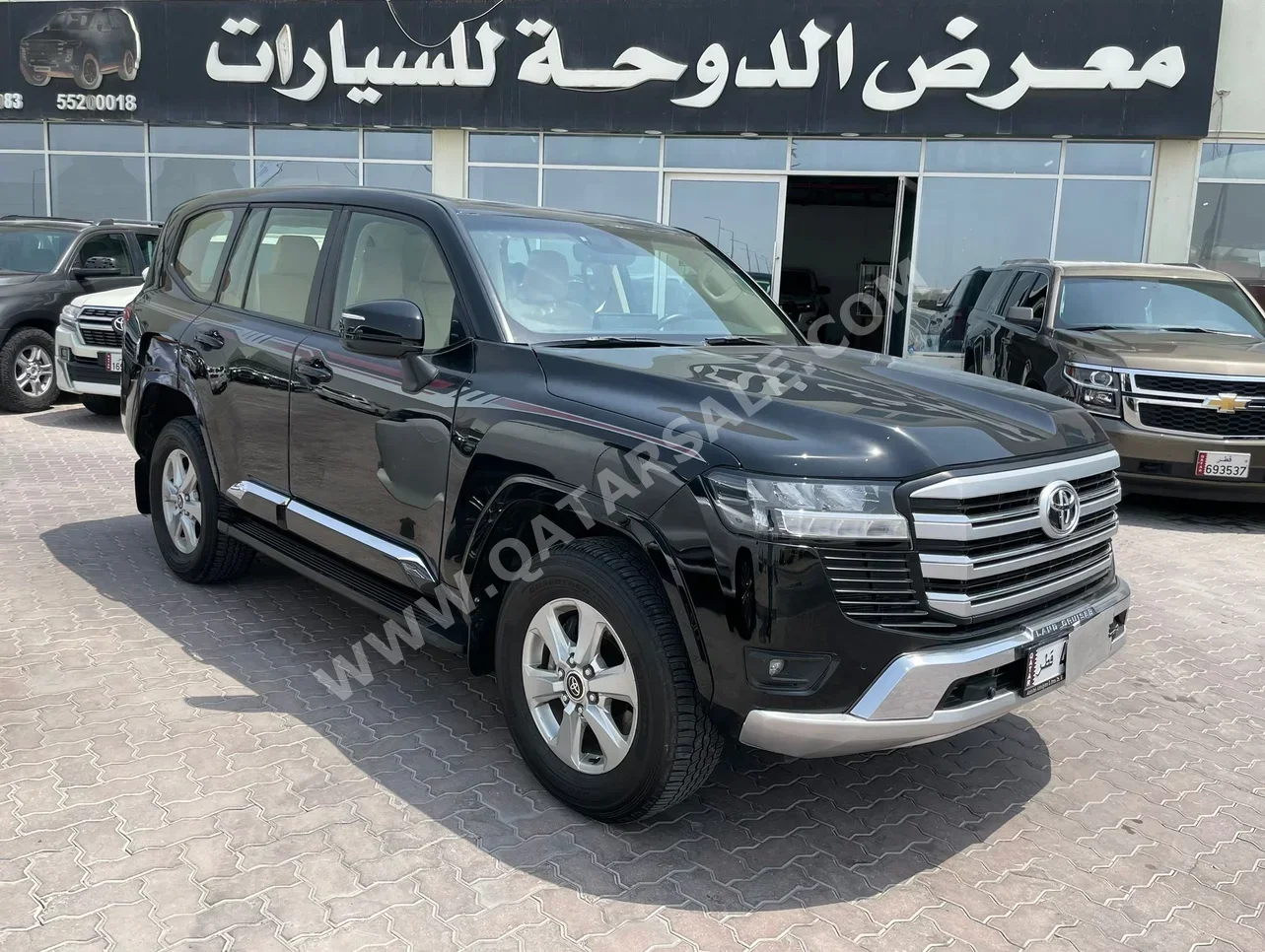 تويوتا  لاند كروزر  جي اكس ار توين توربو  2022  اوتوماتيك  59,000 كم  6 سلندر  دفع رباعي  اس يو في  أسود