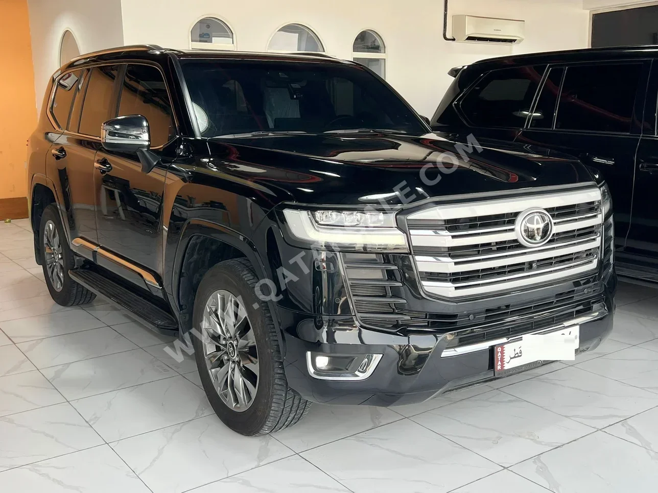 Toyota  Land Cruiser  VXR Twin Turbo  2024  Automatic  39,000 Km  6 Cylinder  Four Wheel Drive (4WD)  SUV  Black  With Warranty