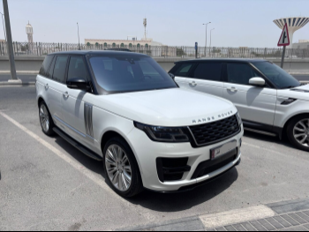 Land Rover  Range Rover  Vogue SE Super charged  2018  Automatic  106,000 Km  8 Cylinder  Four Wheel Drive (4WD)  SUV  White