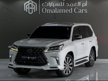 لكزس  ال اكس  570 اس  2019  اوتوماتيك  219,000 كم  8 سلندر  دفع رباعي  اس يو في  أبيض