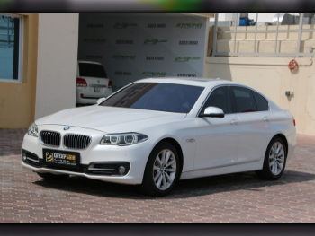 BMW  5-Series  528i  2016  Automatic  88,000 Km  4 Cylinder  Rear Wheel Drive (RWD)  Sedan  White