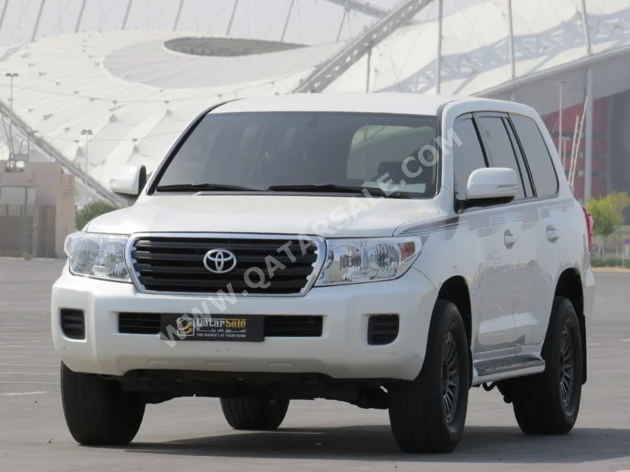 Toyota  Land Cruiser  G  2014  Automatic  328,500 Km  6 Cylinder  Four Wheel Drive (4WD)  SUV  White