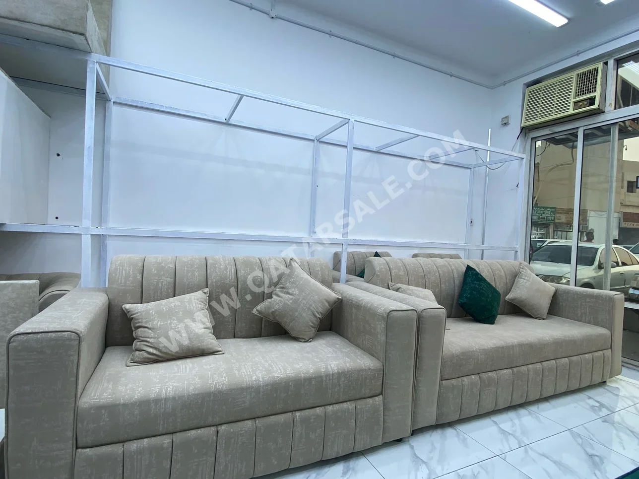 Sofas, Couches & Chairs Sofa Set