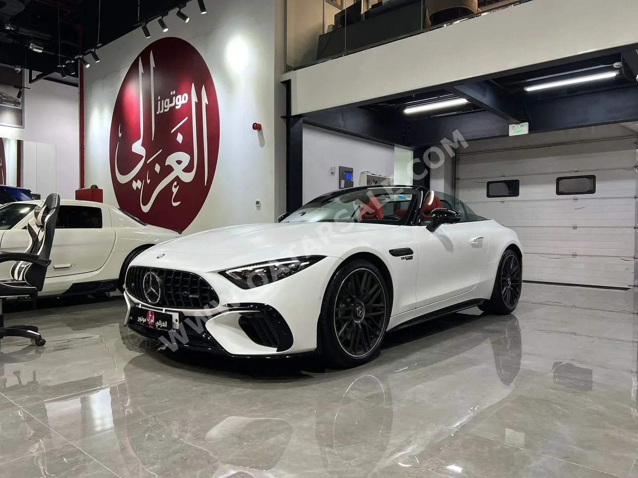 مرسيدس - بنز  اس ال  55 AMG  2023  اوتوماتيك  3,000 كم  8 سلندر  دفع خلفي  كشف  أبيض مطفي  تحت الضمان