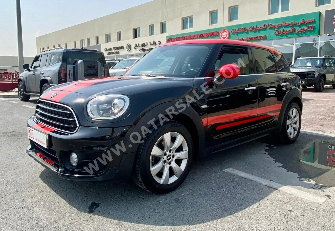 ميني  كوبر  كاونتري مان  2018  اوتوماتيك  96,000 كم  4 سلندر  دفع خلفي  هاتشباك  أسود