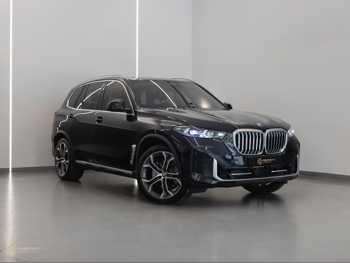 BMW  X-Series  X5 XDrive 40i  2024  Automatic  17,700 Km  6 Cylinder  Four Wheel Drive (4WD)  SUV  Black  With Warranty