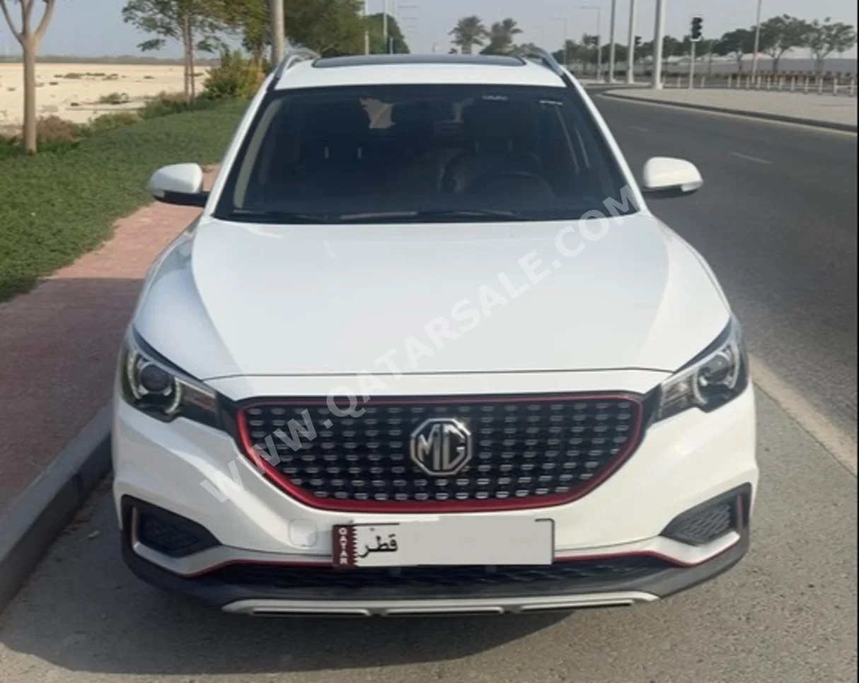 MG  Zs  2021  Automatic  49,000 Km  4 Cylinder  Front Wheel Drive (FWD)  SUV  White