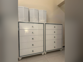 وحدات الأدراج هوم سينتر  أبيض
