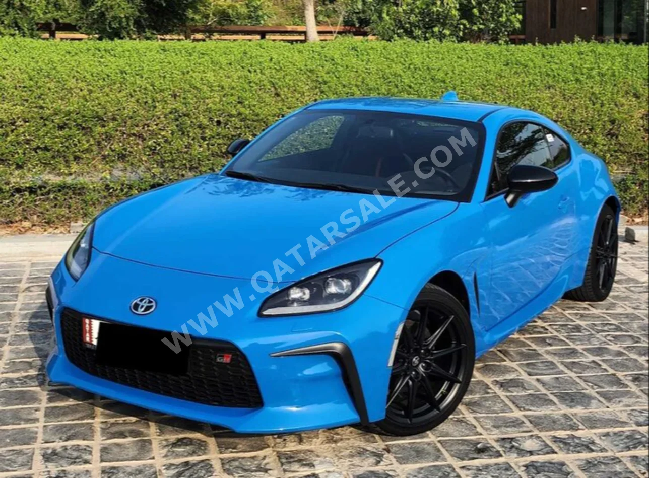 Toyota  GR 86  2024  Automatic  17,000 Km  4 Cylinder  Rear Wheel Drive (RWD)  Coupe / Sport  Blue  With Warranty