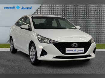 Hyundai  Accent  1.6  2022  Automatic  71,649 Km  4 Cylinder  Front Wheel Drive (FWD)  Sedan  White  With Warranty