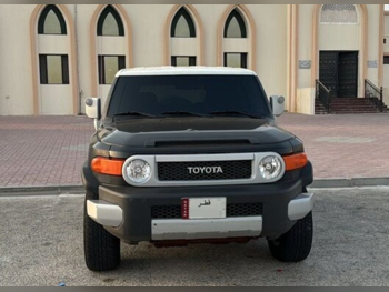 Toyota  FJ Cruiser  2013  Automatic  329,140 Km  6 Cylinder  Four Wheel Drive (4WD)  SUV  Black