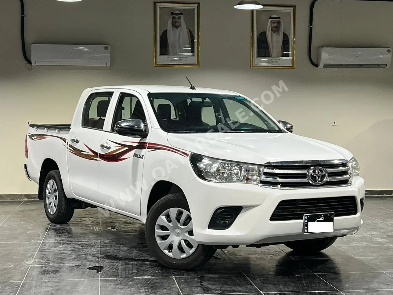 Toyota  Hilux  2022  Manual  137,000 Km  4 Cylinder  Front Wheel Drive (FWD)  Pick Up  White