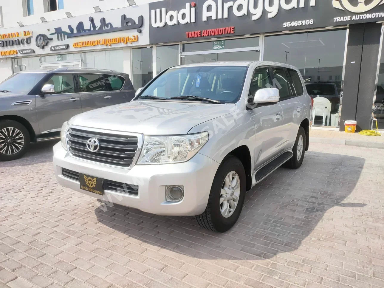 Toyota  Land Cruiser  G  2013  Automatic  429,000 Km  6 Cylinder  Four Wheel Drive (4WD)  SUV  Silver