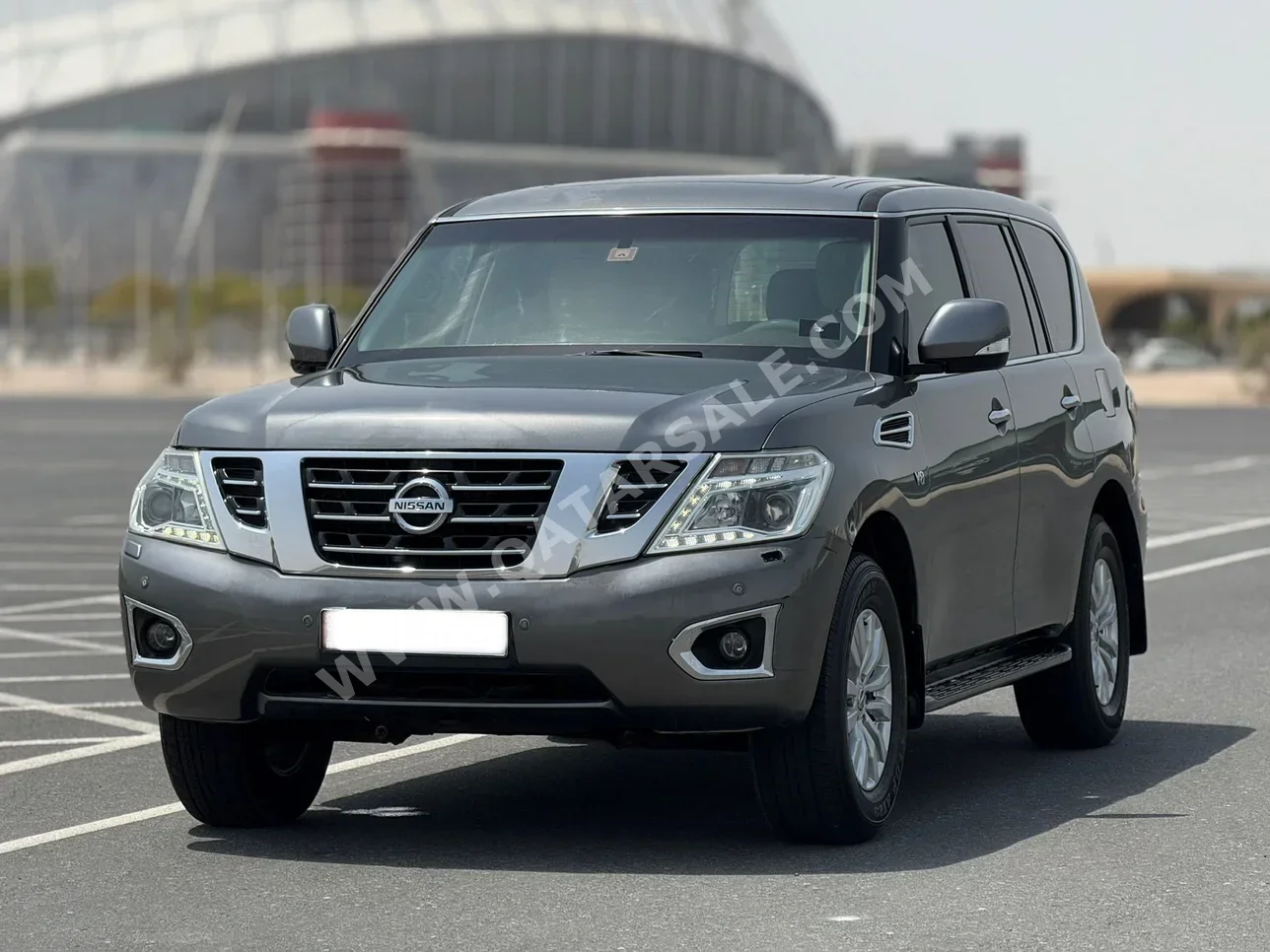 Nissan  Patrol  SE  2015  Automatic  266,000 Km  8 Cylinder  Four Wheel Drive (4WD)  SUV  Gray