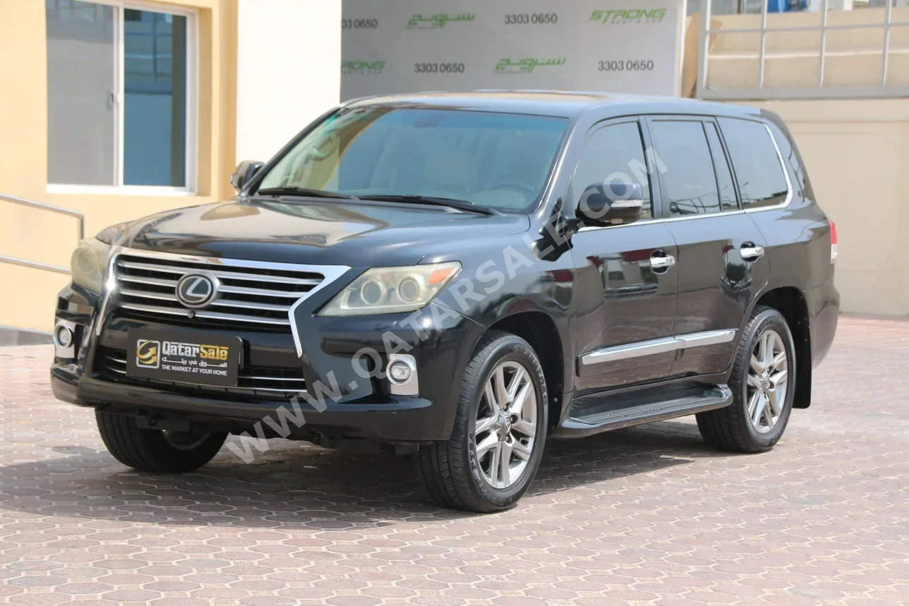 Lexus  LX  570  2011  Automatic  250,000 Km  8 Cylinder  Four Wheel Drive (4WD)  SUV  Black