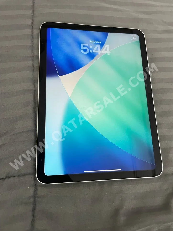 Apple  iPad  (10th generation) -  64 GB