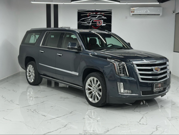 Cadillac  Escalade  2019  Automatic  133,000 Km  8 Cylinder  Four Wheel Drive (4WD)  SUV  Gray